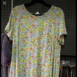 Xl carly lularoe